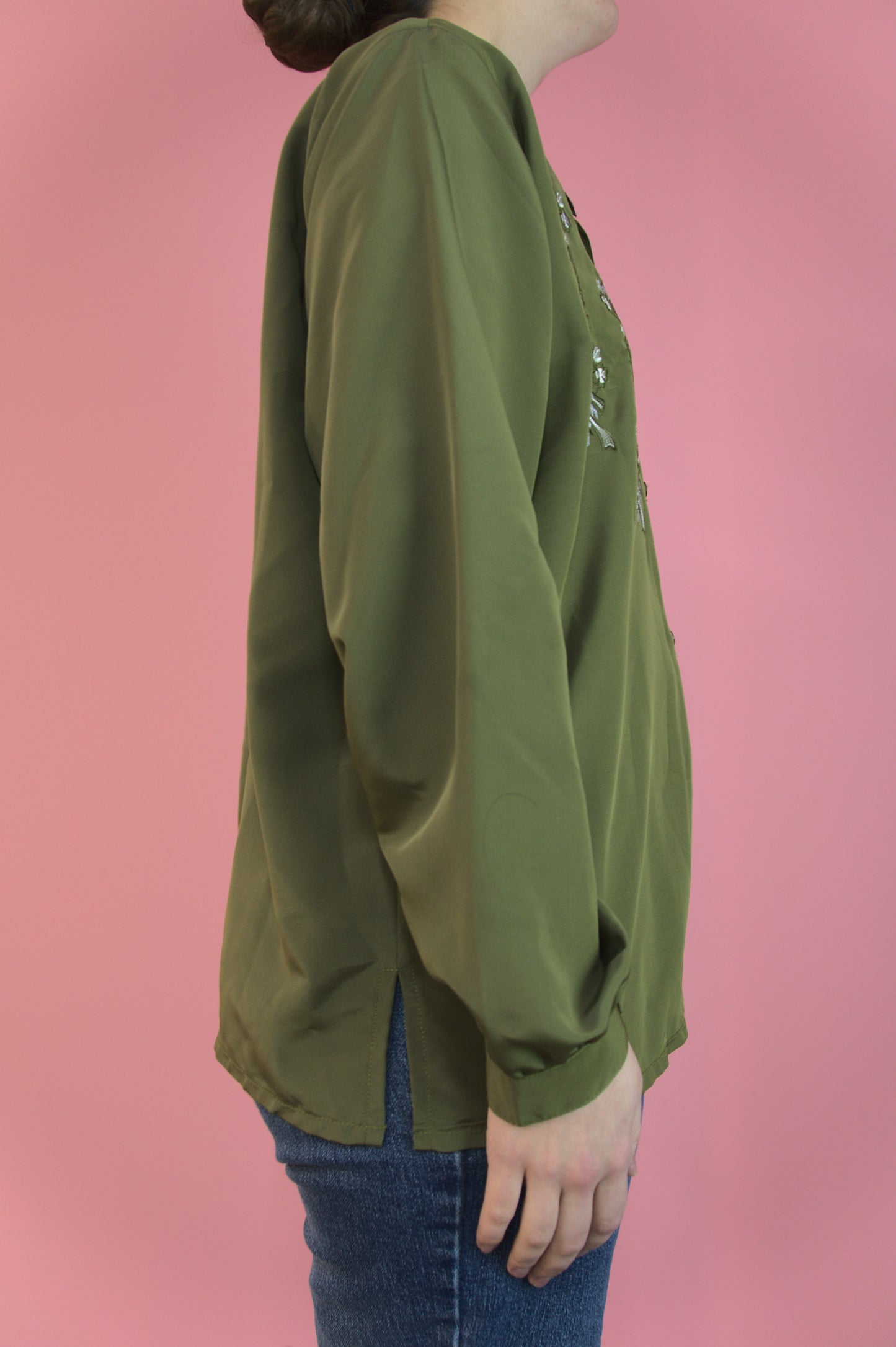 Blouse verdure et petites broderies