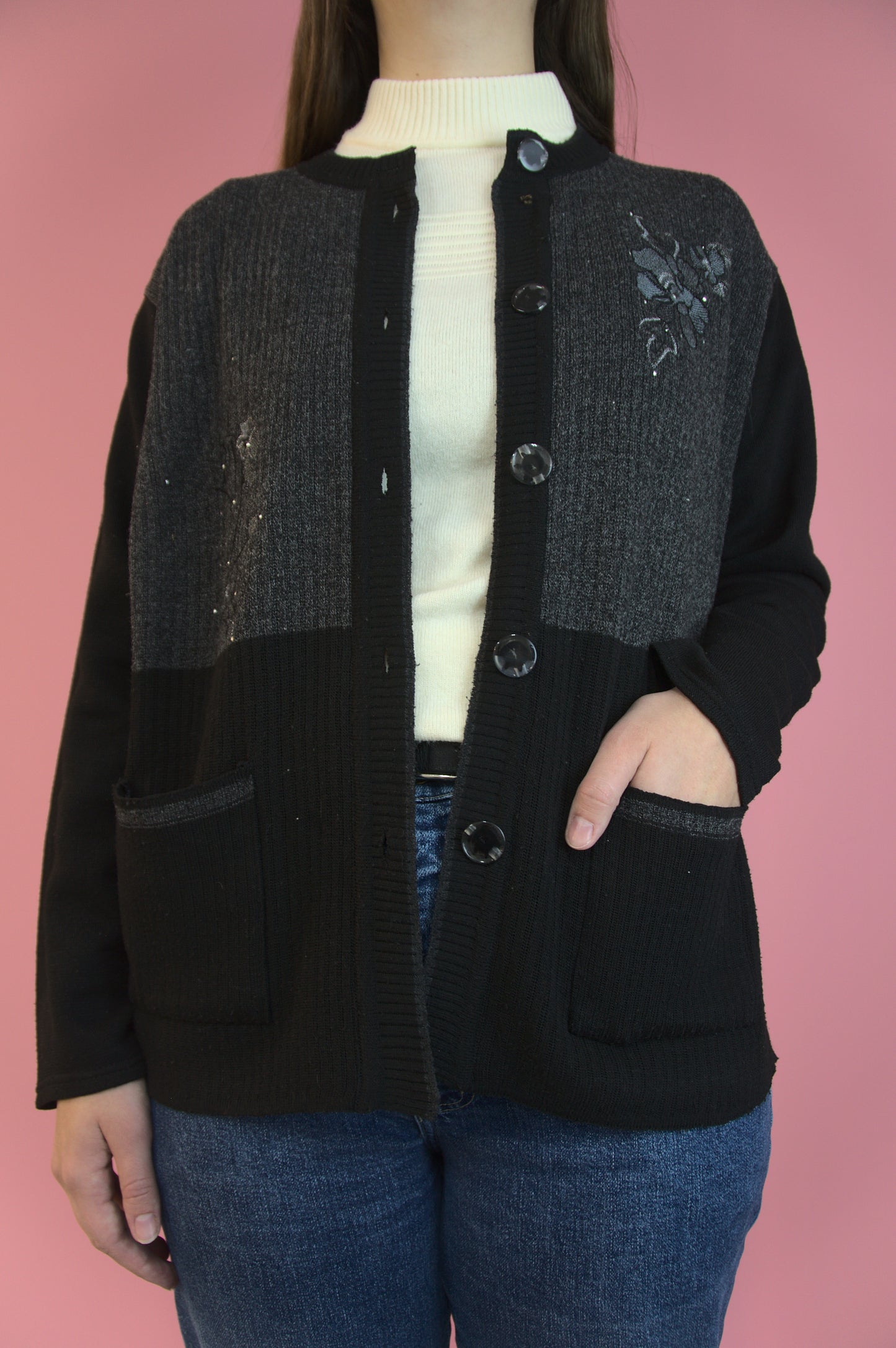 Veste noire fleurs brodées