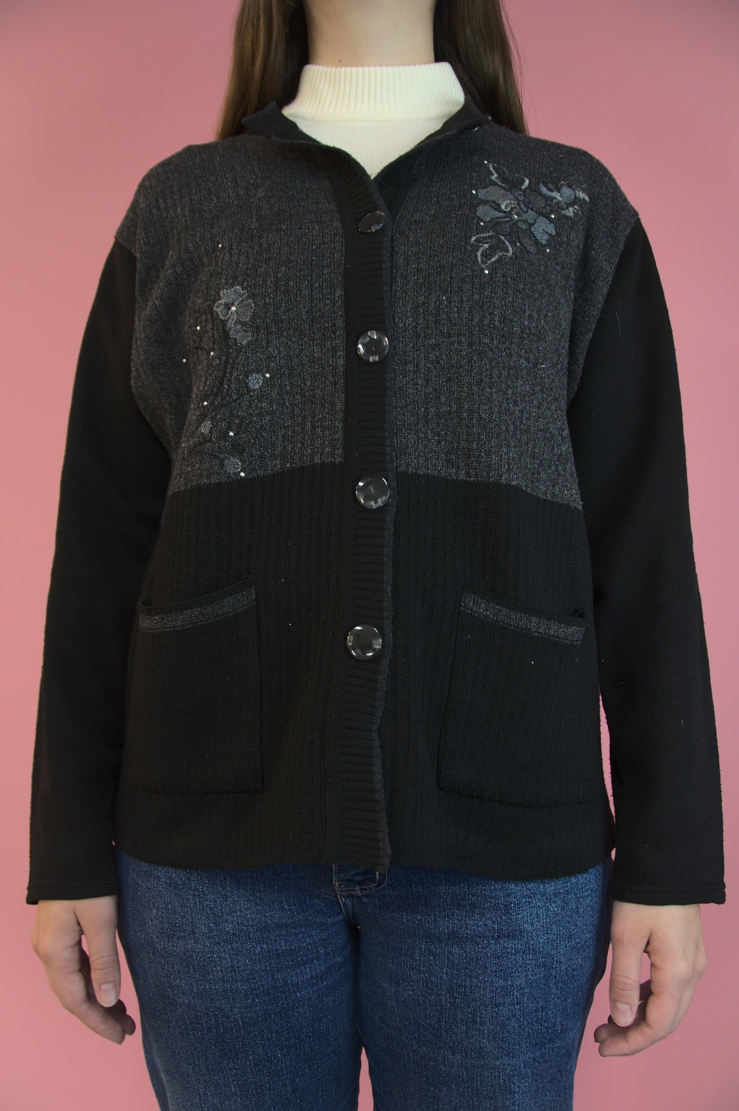 Veste noire fleurs brodées