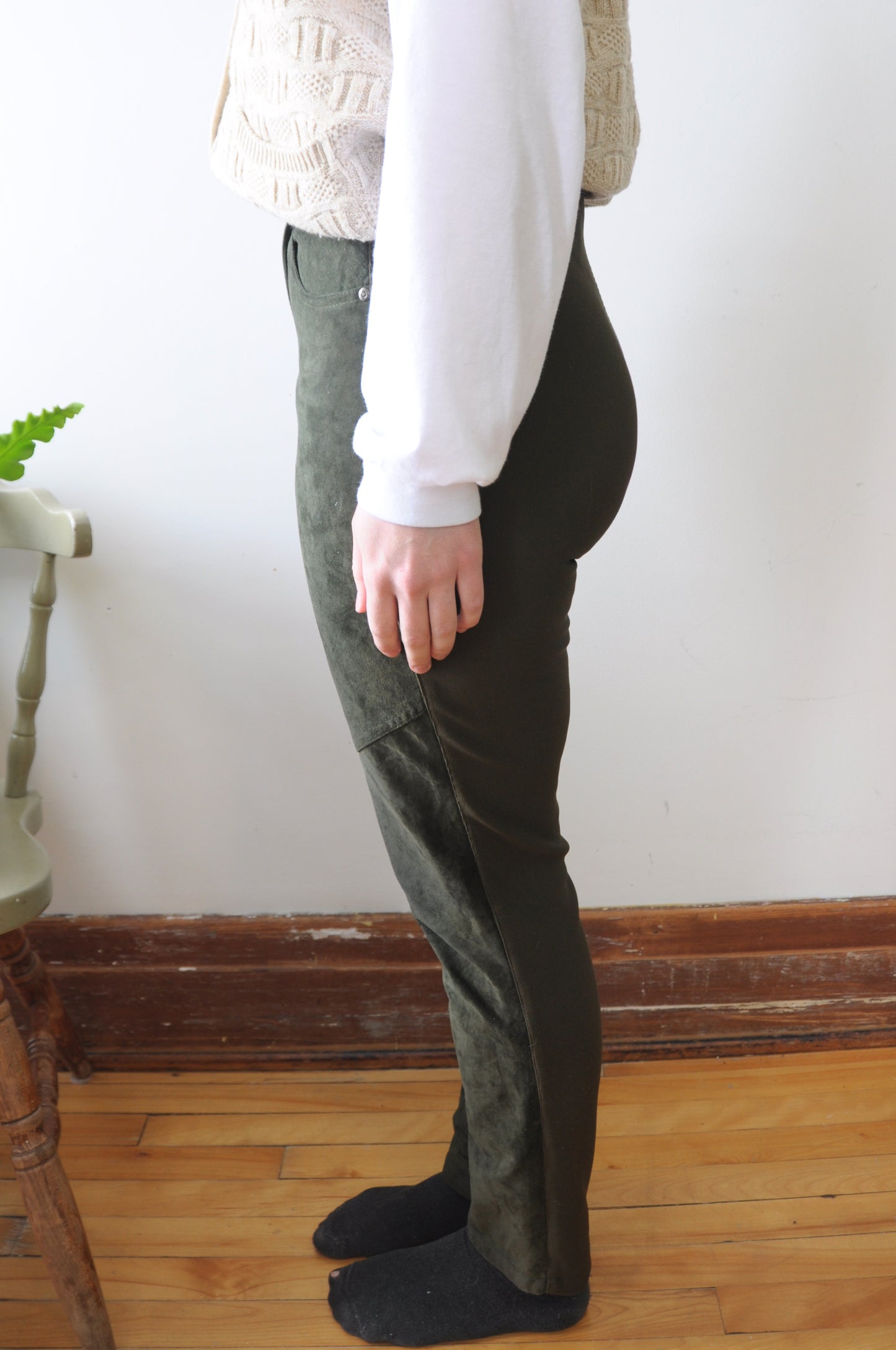 Pantalon vert en suède