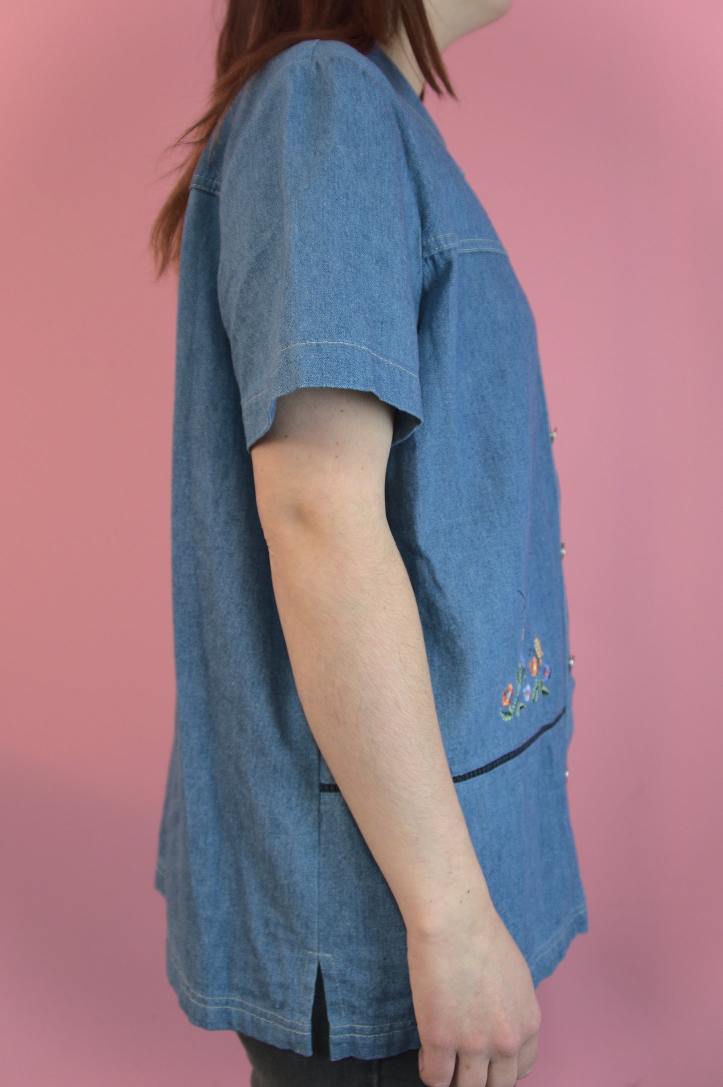 Chemise en jeans avec broderies