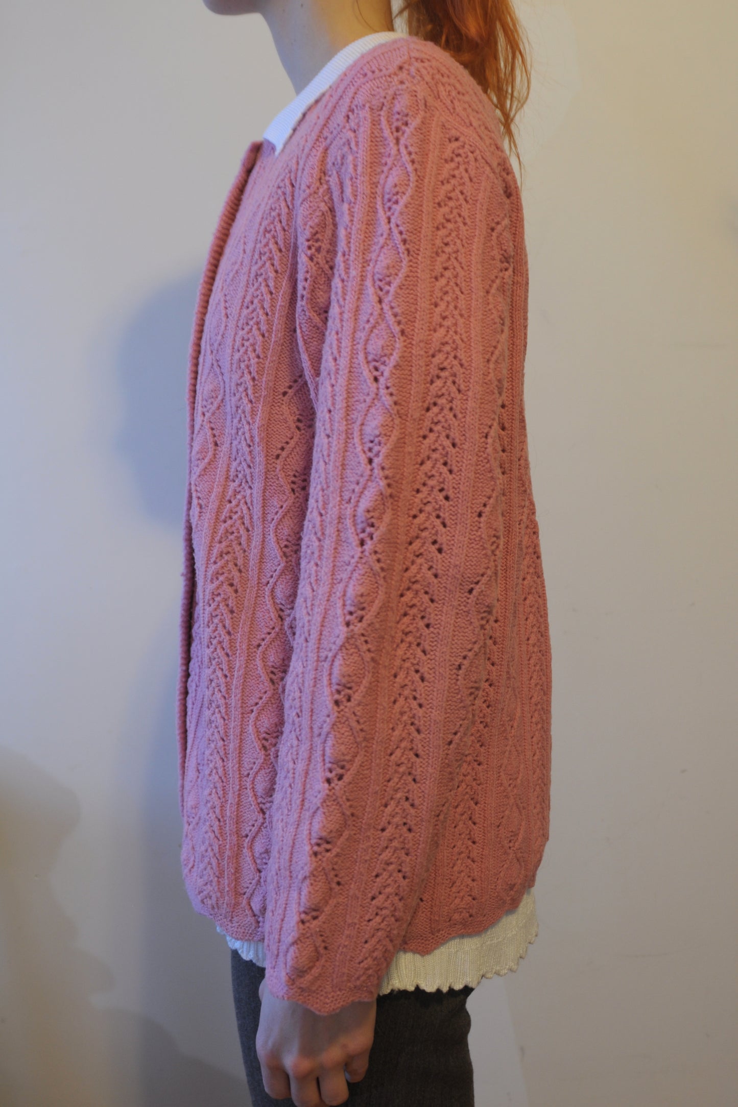 Cardigan en tricot vieux rose